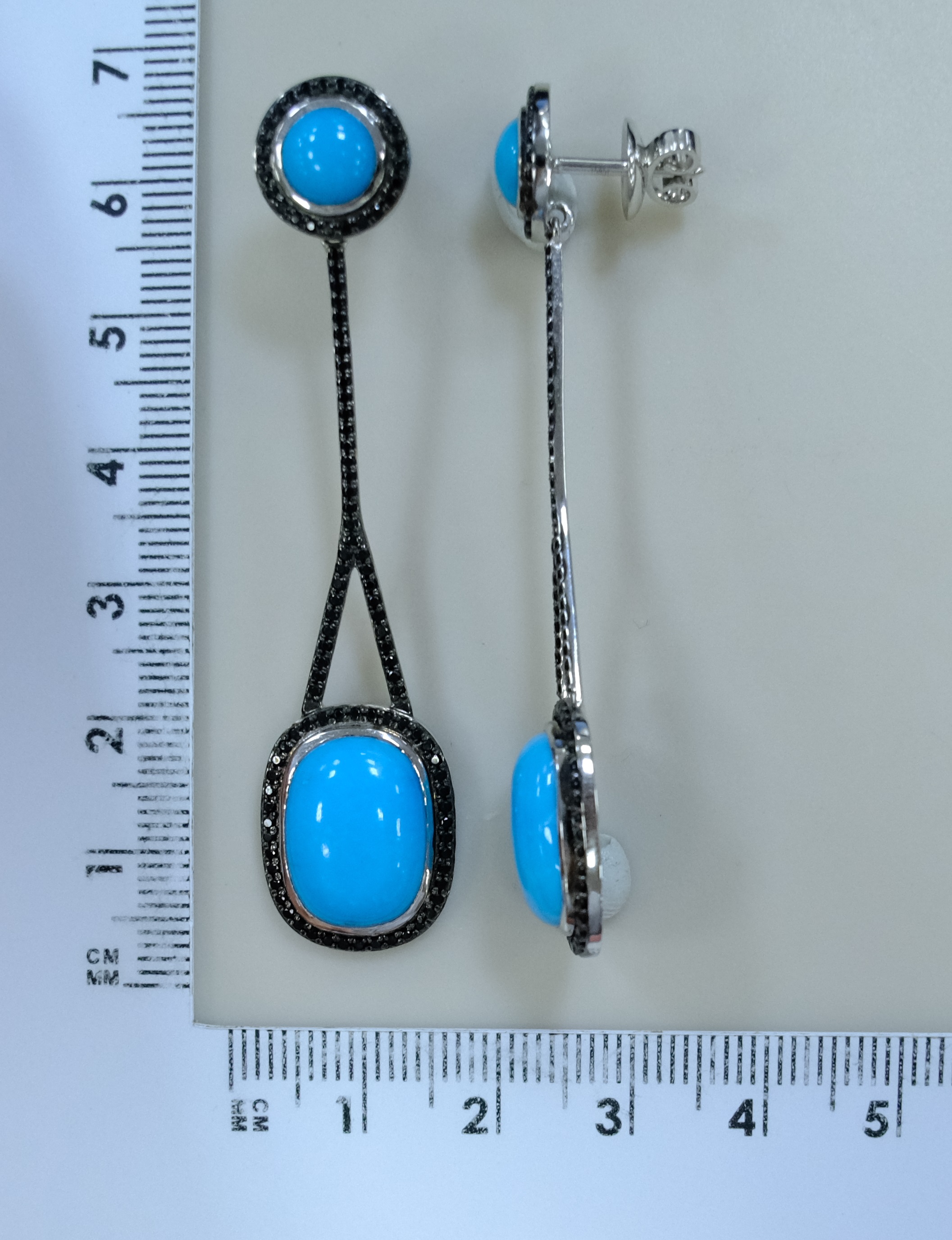 Серьги из белого золота с бирюзой